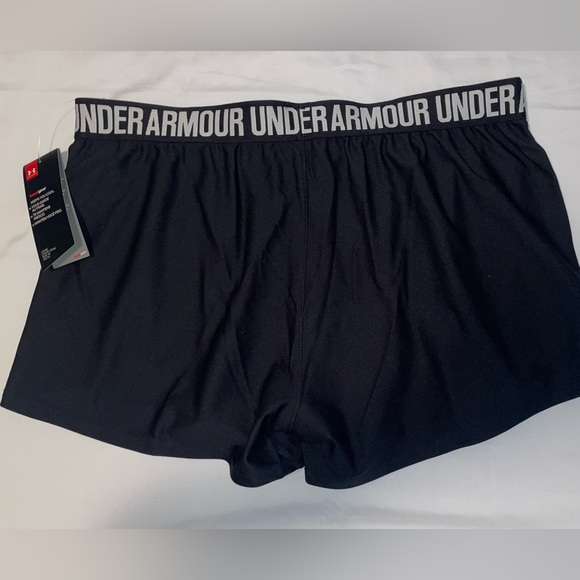 NWT UNDER ARMOUR HEAT GEAR ACTIVE SHORT SIZE L - Picture 2 of 3